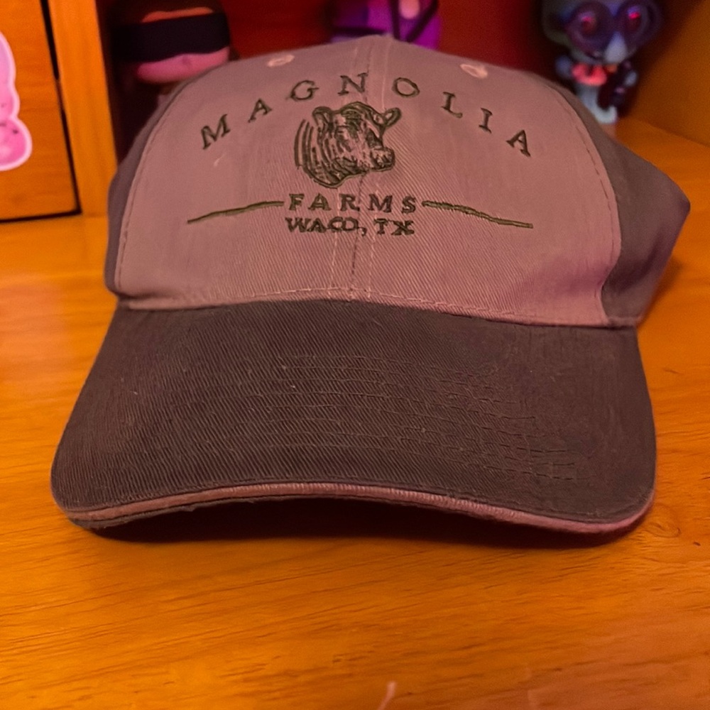 Magnolia farms,adult one size,grey